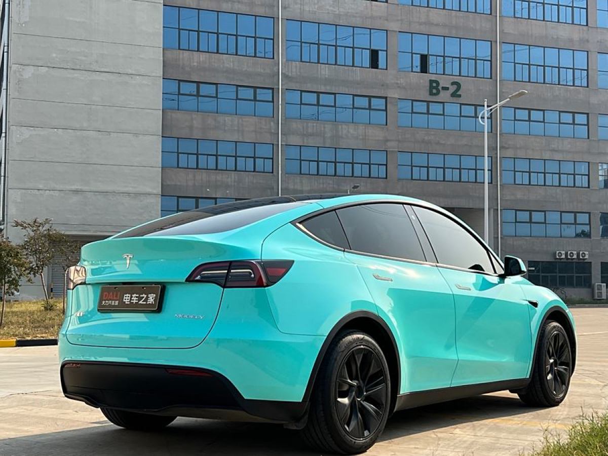 特斯拉 Model Y  2023款 煥新版 后輪驅(qū)動(dòng)圖片