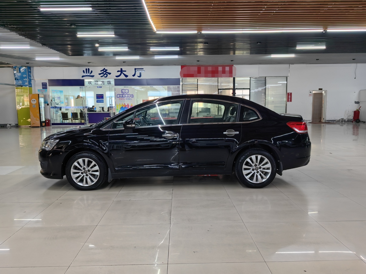 雪鐵龍 世嘉  2013款 三廂 1.6L 手動品享型圖片