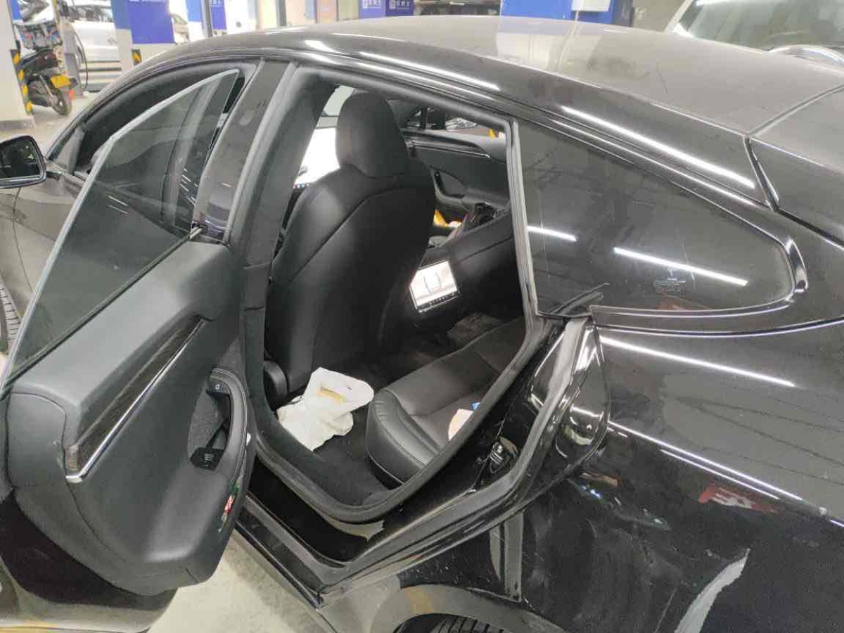 特斯拉 Model S  2023款 雙電機(jī)全輪驅(qū)動(dòng)版圖片