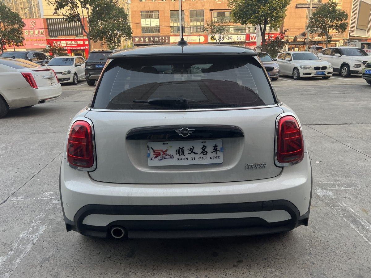 2024年3月MINI MINI  2023款 改款 1.5T COOPER 藝術(shù)家