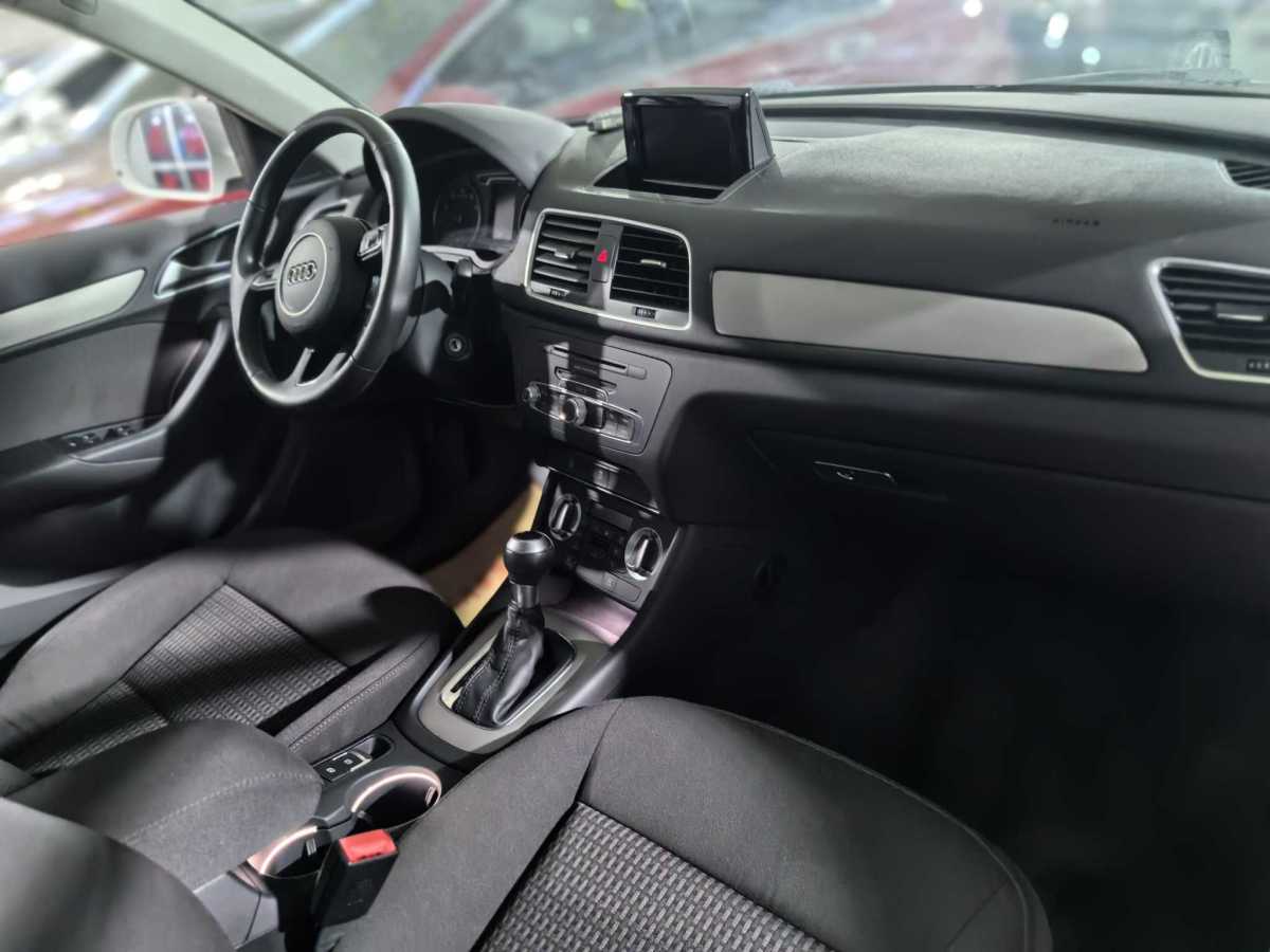 奥迪 奥迪Q3  2013款 35 TFSI quattro 舒适型图片