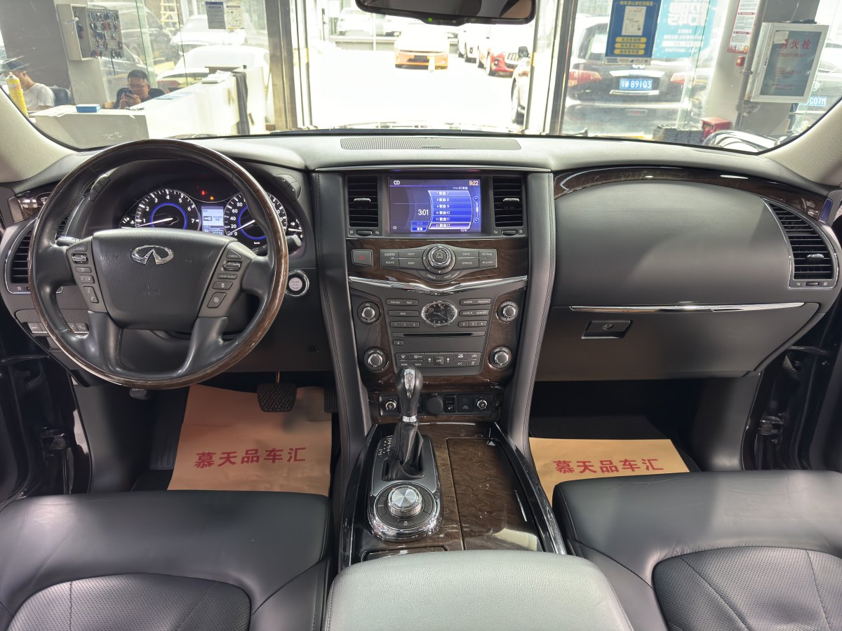 2013年12月英菲尼迪 QX80  2013款 5.6L 4WD