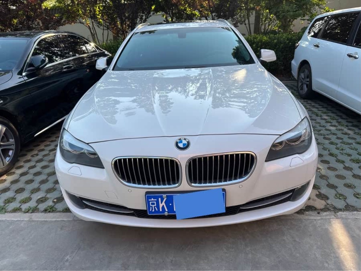 寶馬 寶馬5系  2013款 530i 領(lǐng)先型 旅行版圖片