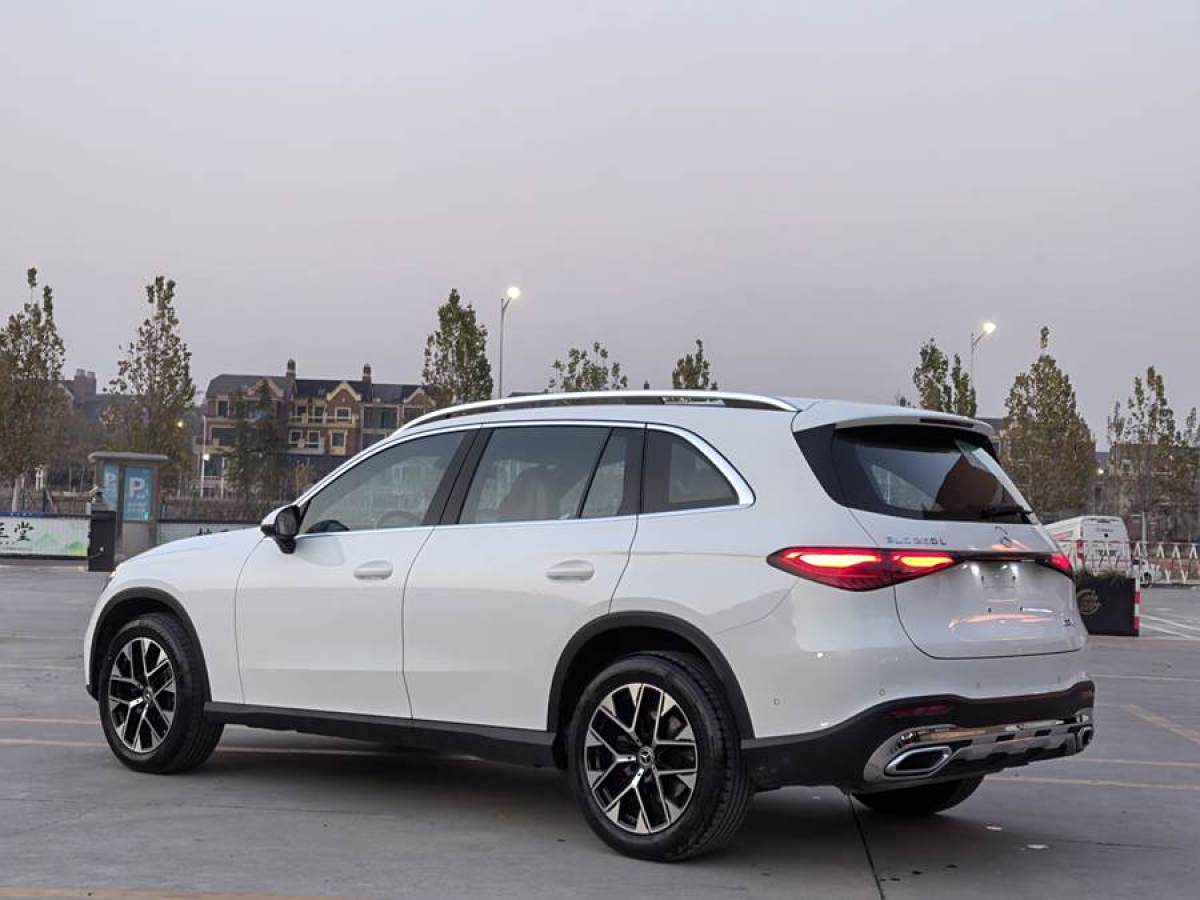 奔馳 奔馳GLC  2025款 GLC 260 L 4MATIC 動感型 5座圖片