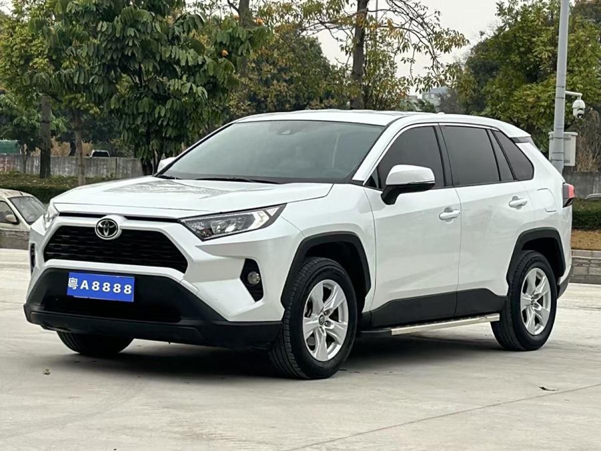 2022年6月豐田 RAV4榮放  2022款 2.0L CVT兩驅(qū)都市版