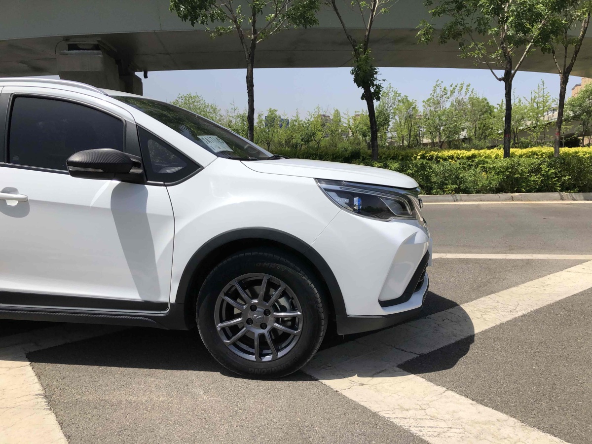 2021年8月吉利 遠(yuǎn)景X3  2021款 PRO 1.5L CVT尊貴型
