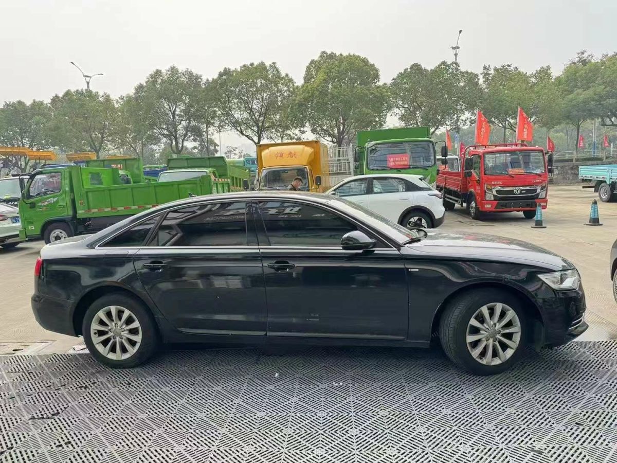 奧迪 奧迪A6L  2014款 A6L 2.8FSI 35FSI 豪華型圖片