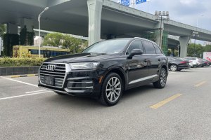 奥迪Q7 奥迪 Q7 45TFSI quattro 技术型