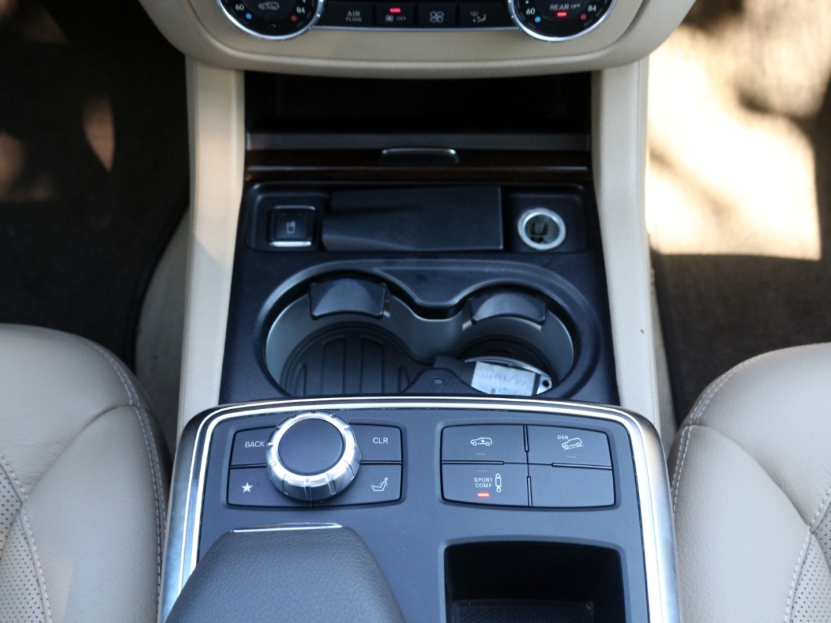 奔驰 奔驰GL级  2014款 GL 550 美规版图片