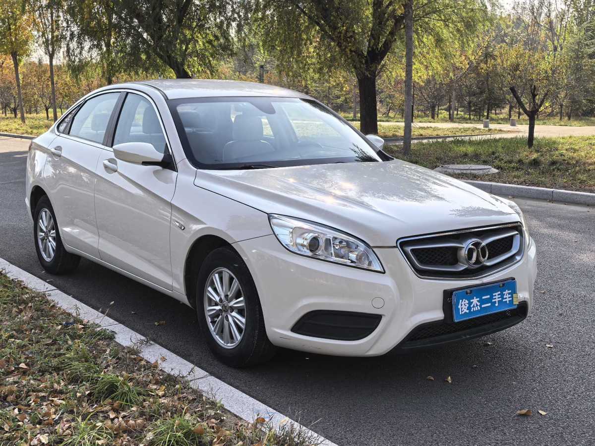 2015年4月北汽紳寶 D50  2015款 1.5L CVT標(biāo)準(zhǔn)超值導(dǎo)航版