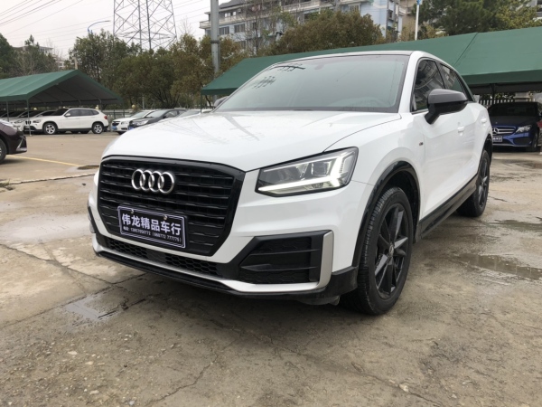 奥迪 奥迪Q2L  2020款 35TFSI 时尚动感型