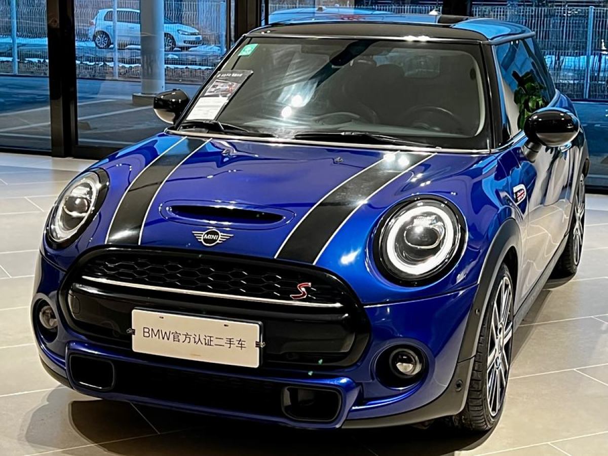 MINI MINI  2019款 2.0T COOPER S 藝術(shù)家圖片