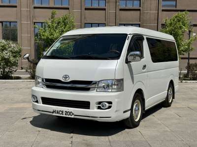 豐田 HIACE  2011款 2.7L手動(dòng)標(biāo)準(zhǔn)版10座圖片