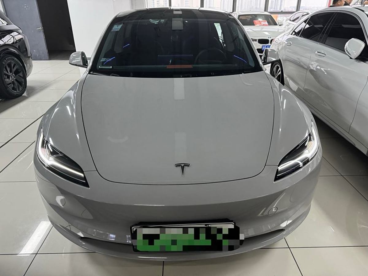 特斯拉 Model Y  2023款 后輪驅(qū)動(dòng)版圖片