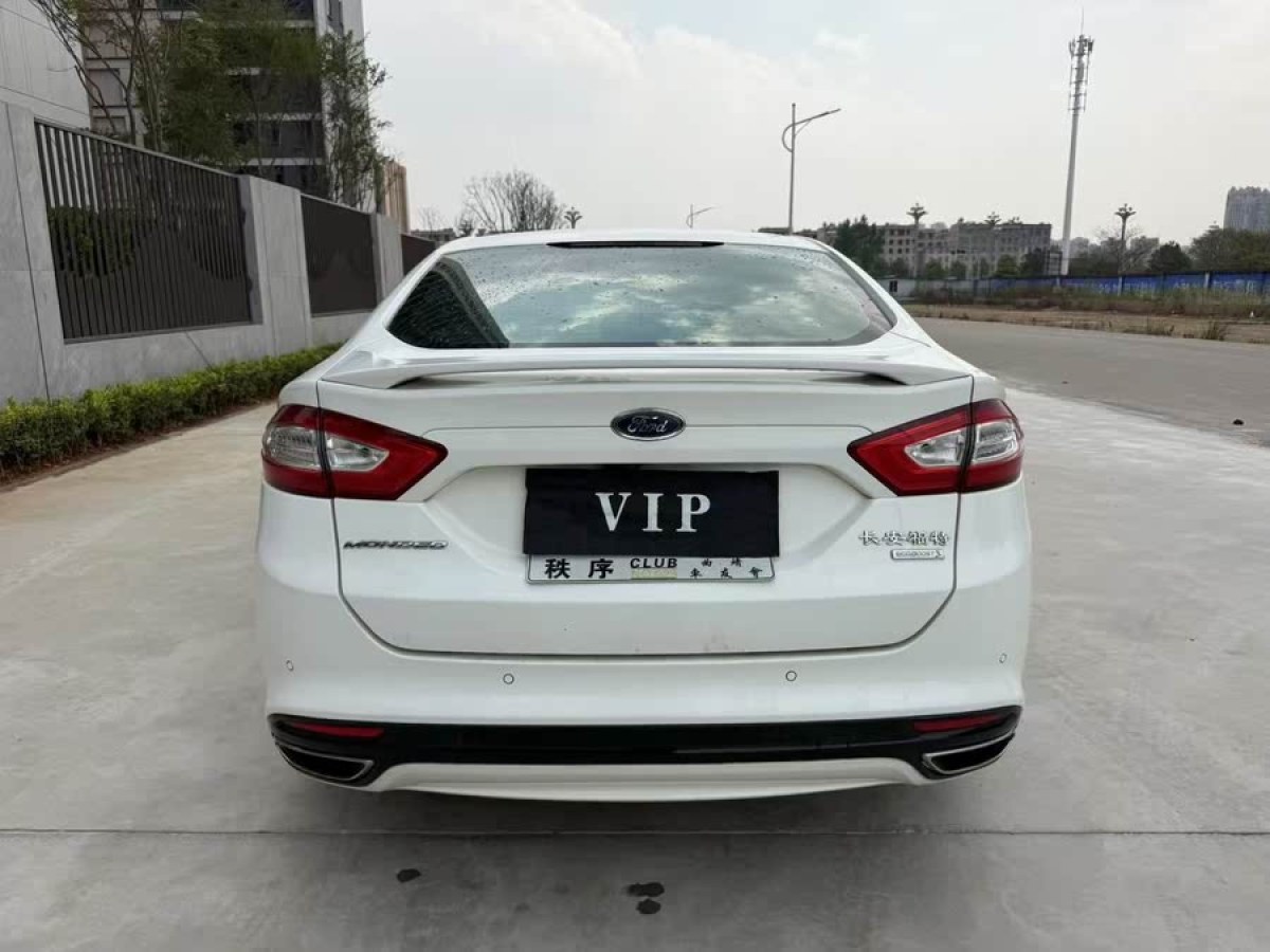 福特 蒙迪歐  2013款 2.0L GTDi240豪華運(yùn)動型圖片