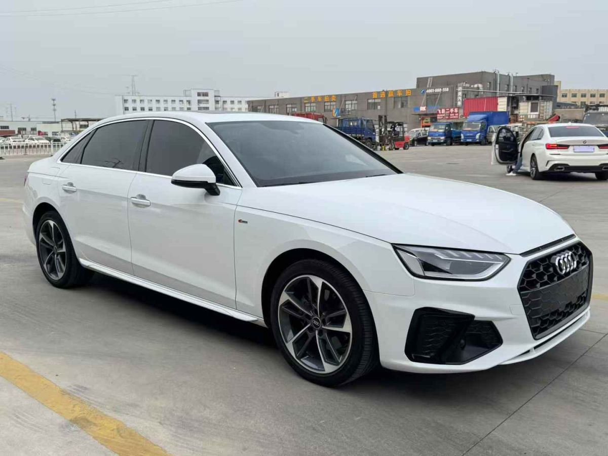 奧迪 奧迪A4L  2023款 35 TFSI 時(shí)尚動(dòng)感型圖片