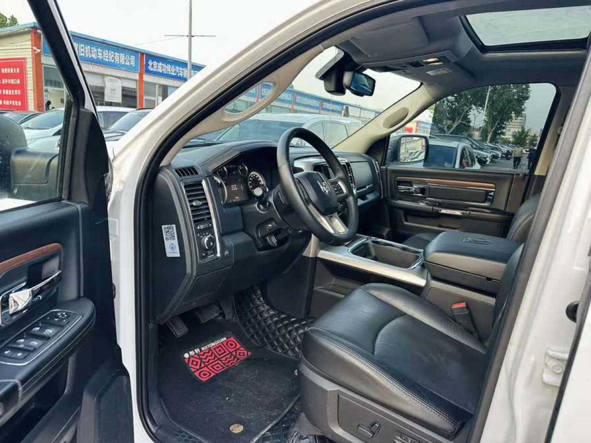 道奇 Ram  2013款 1500 5.7L圖片