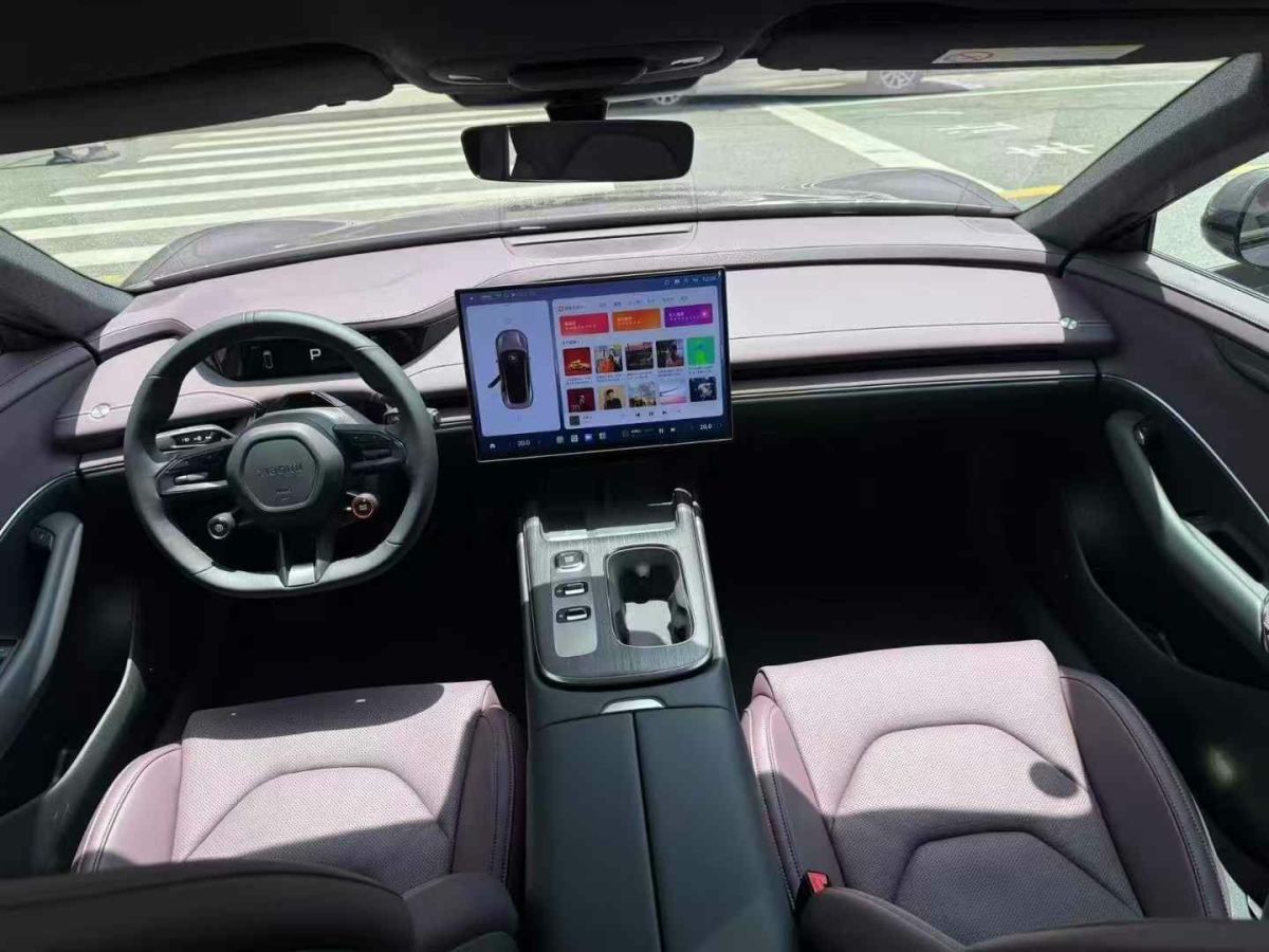 依維柯 得意  2025款 2.5T A37M2客車 中軸中頂雙胎圖片