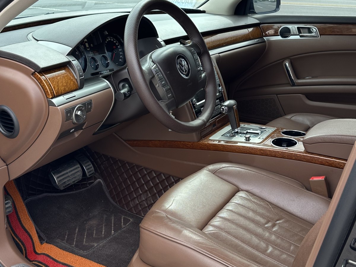 2014年6月大眾 輝騰  2012款 3.0L 商務型