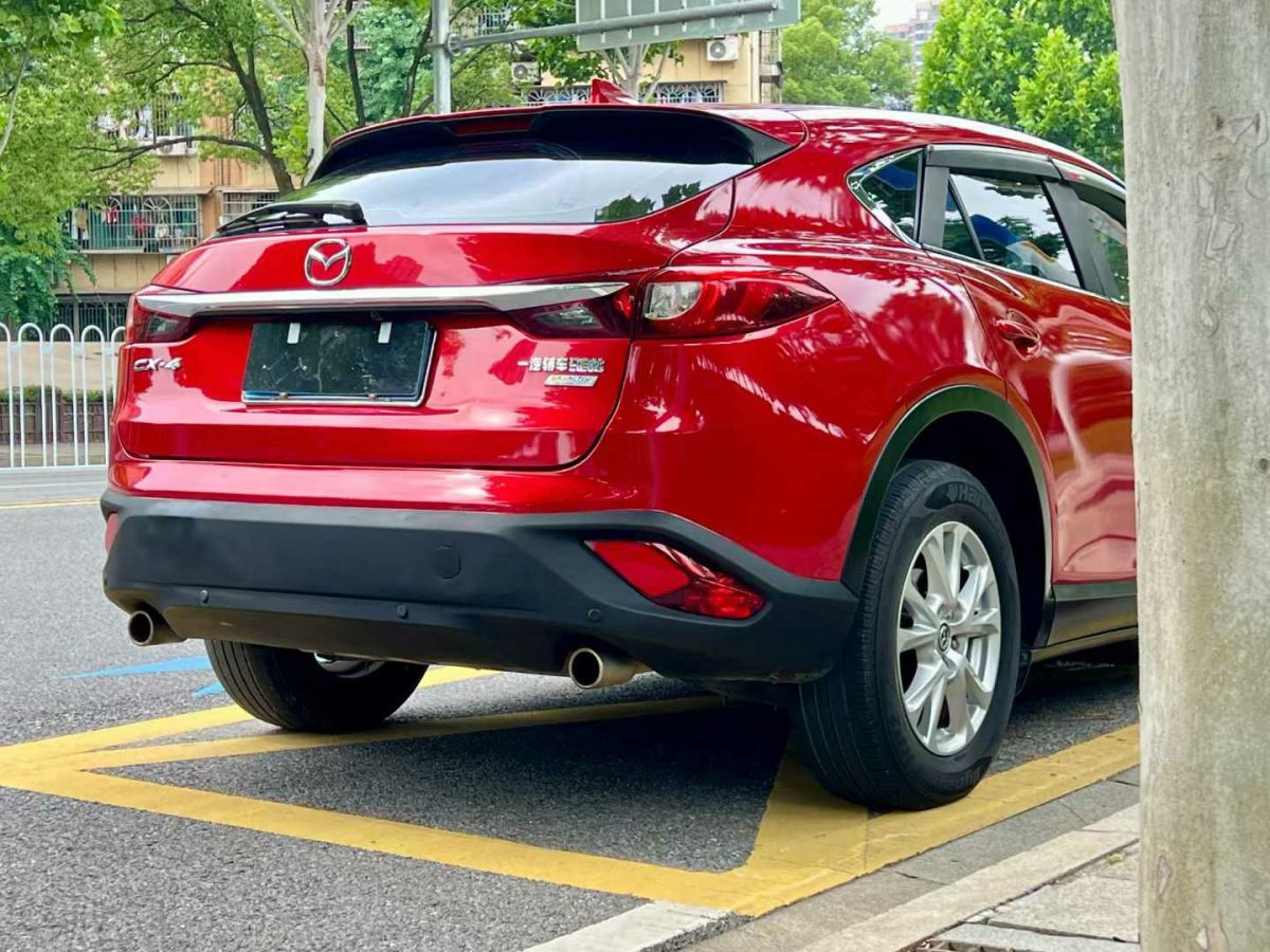 馬自達(dá) CX-4  2016款 2.0L 自動兩驅(qū)藍(lán)天品位版圖片