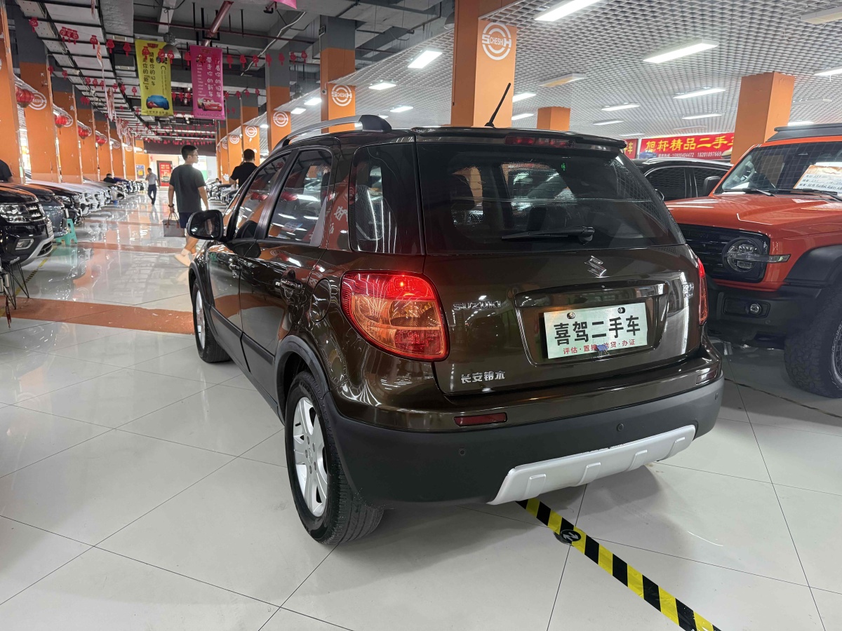 鈴木 天語  2012款 SX4 1.6L 兩廂銳騎型圖片