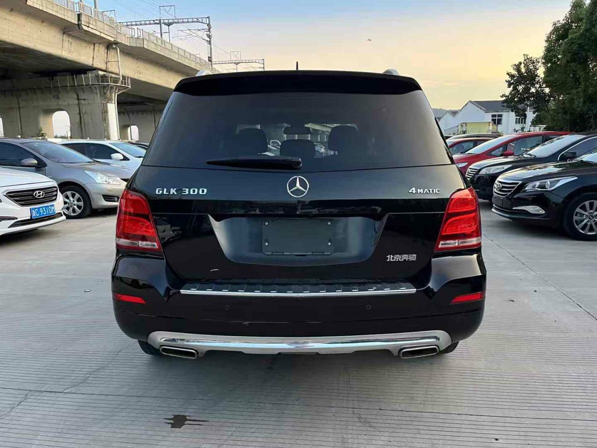 奔馳 奔馳GLK級  2013款 GLK 300 4MATIC 時(shí)尚型圖片