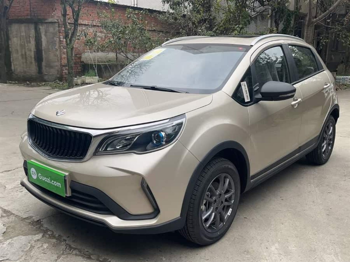 楓葉 睿藍(lán)汽車X3 PRO  2022款 1.5L 手動(dòng)小萌圖片