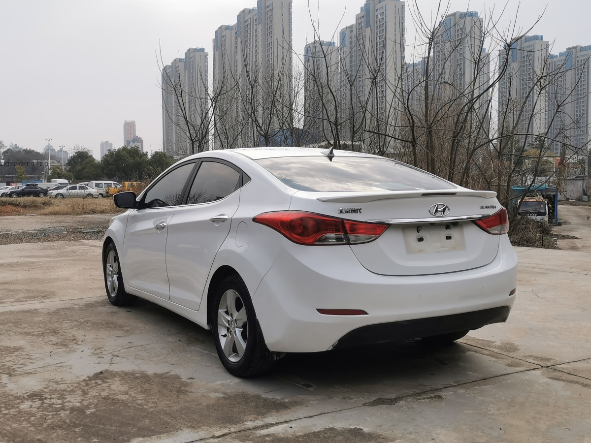 現(xiàn)代 朗動  2015款 1.6L 自動領先型圖片