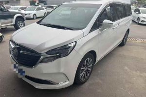 上汽大通MAXUS T90房車 上汽大通 2.0T探索家T90縱橫越野綠-防爆漆