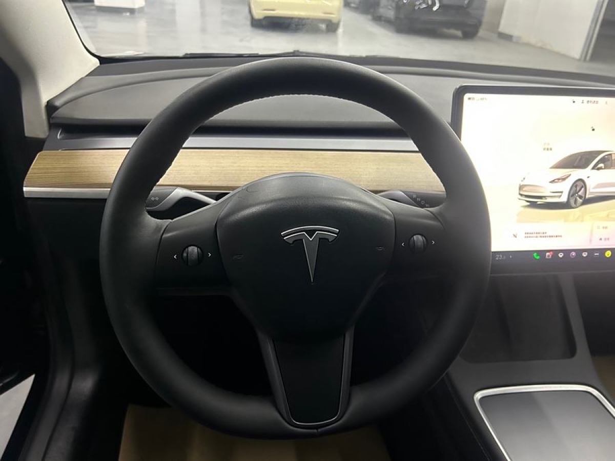 特斯拉 Model Y  2022款 改款 后輪驅(qū)動版圖片