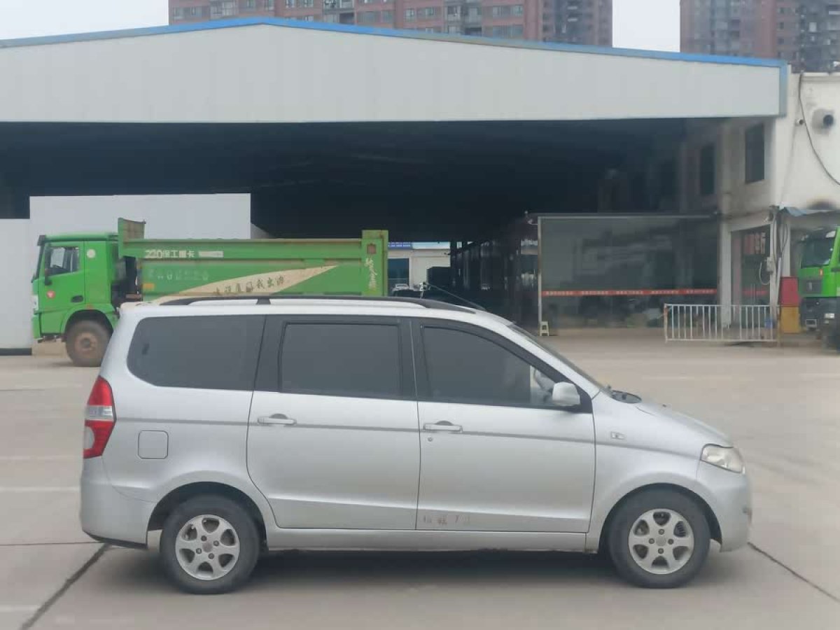 五菱 五菱宏光  2013款 1.5L 舒適型圖片