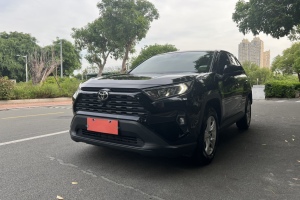 RAV4榮放 豐田 2.0L CVT兩驅(qū)都市版