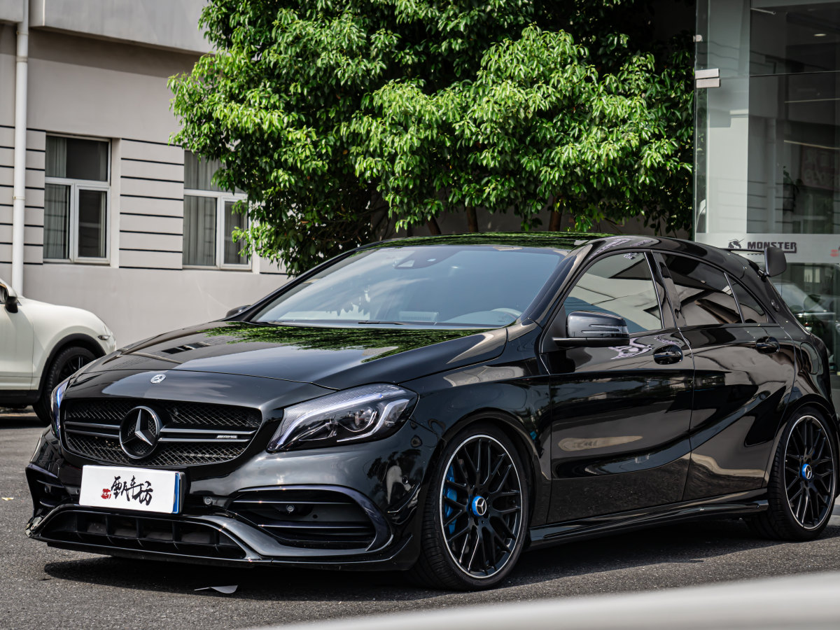 奔馳 奔馳A級AMG  2018款 AMG A 45 4MATIC 臻藏版圖片