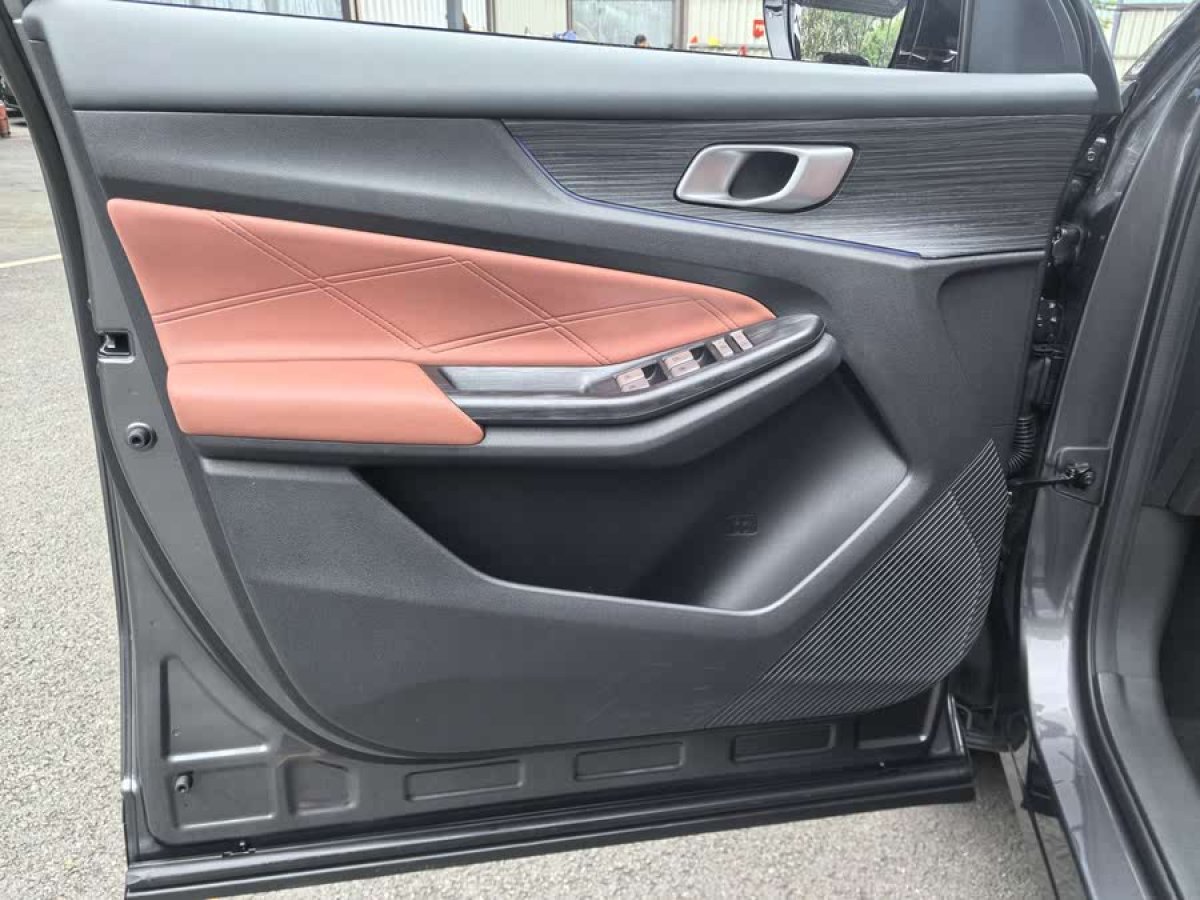 長安 CS55 PLUS  2024款 第三代 1.5T DCT卓越型圖片