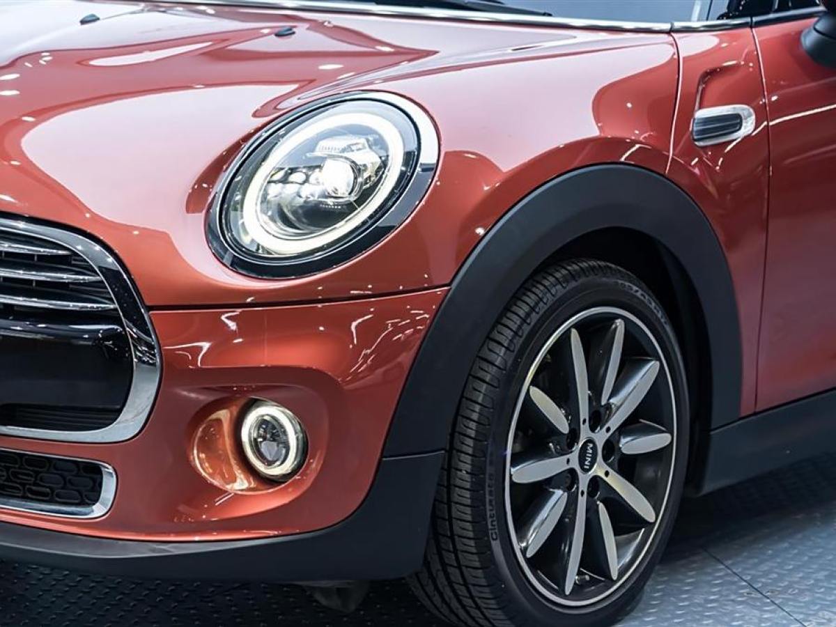 MINI MINI  2020款 1.5T COOPER 三門日不落紅限量版圖片