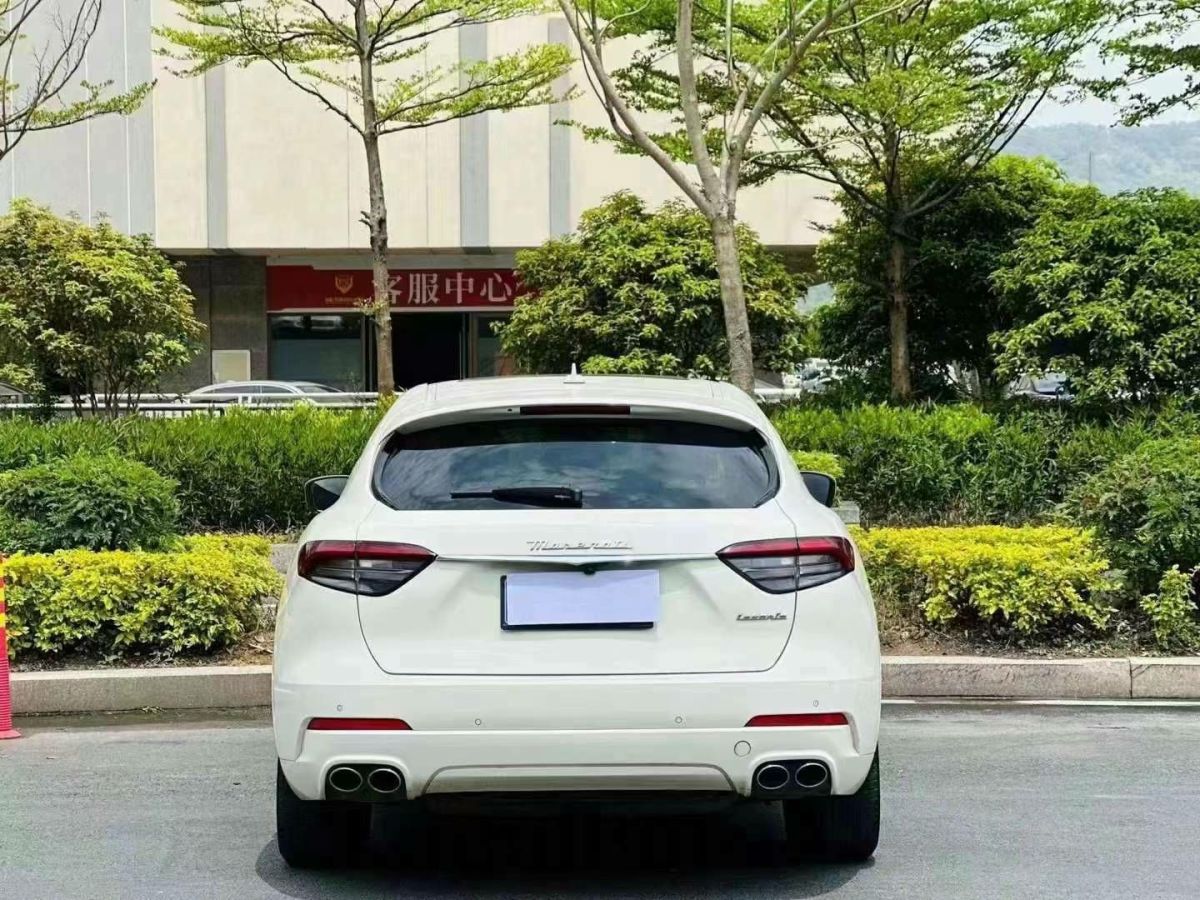 瑪莎拉蒂 Levante  2022款 2.0T GT鋒芒首發(fā)版圖片