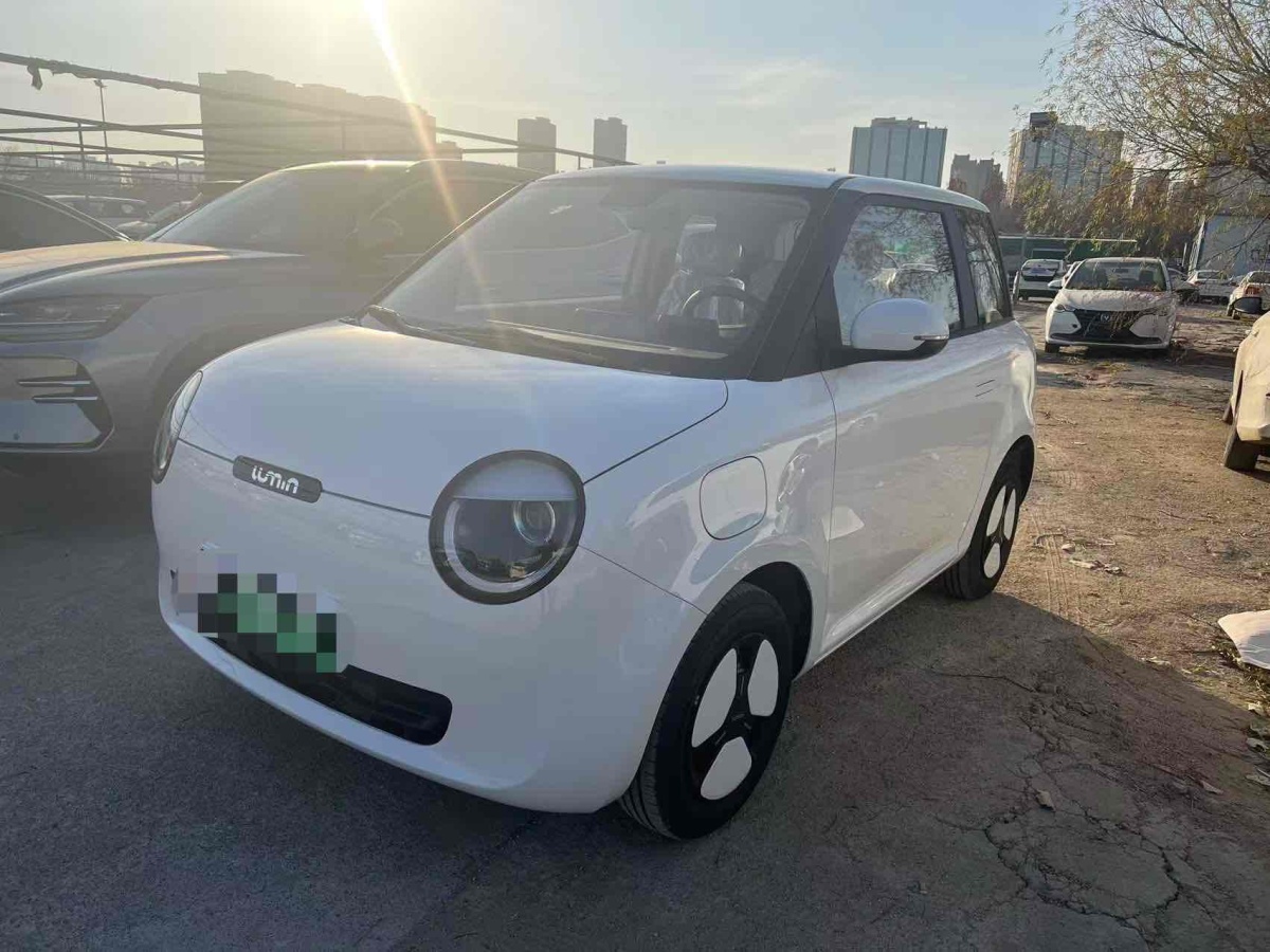 長(zhǎng)安 長(zhǎng)安Lumin  2024款 301km 啟航版圖片