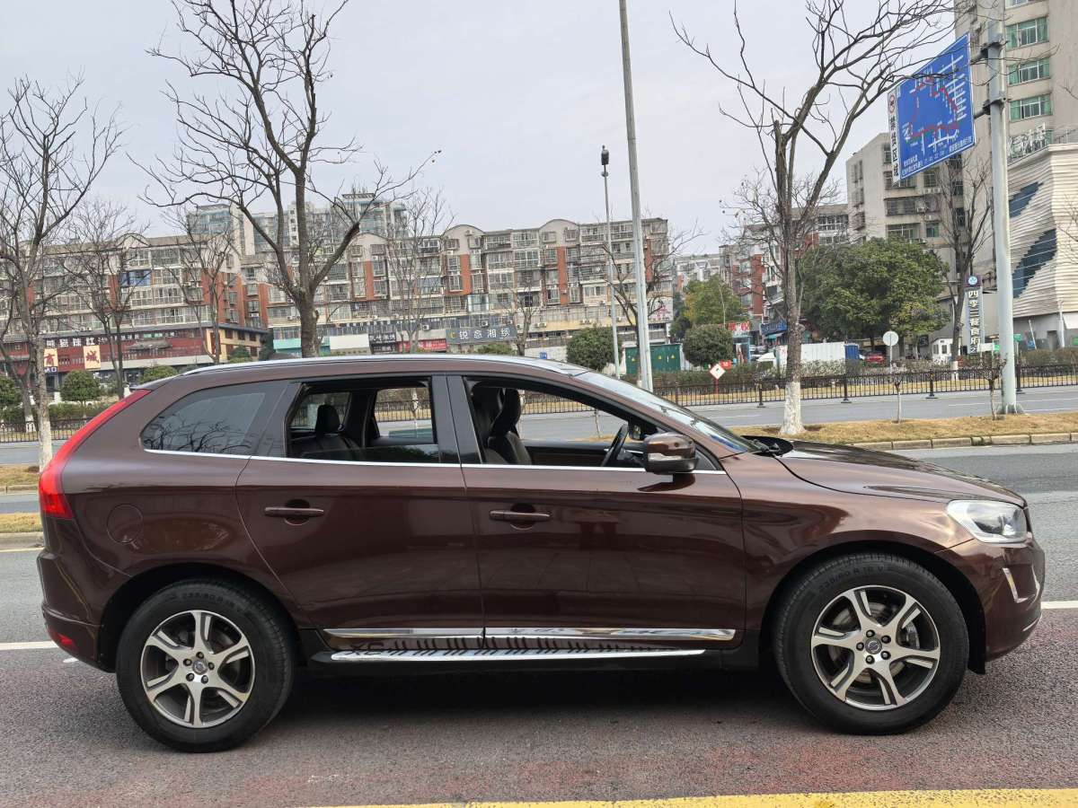 沃爾沃 XC60  2015款 T5 AWD 智遠(yuǎn)版圖片