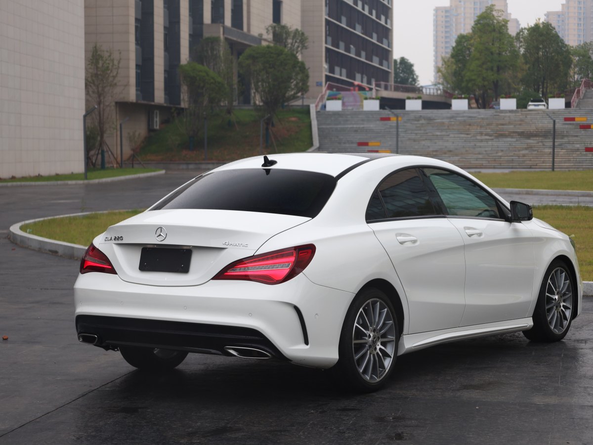 2018年4月奔馳 奔馳CLA級  2018款 CLA 220 4MATIC