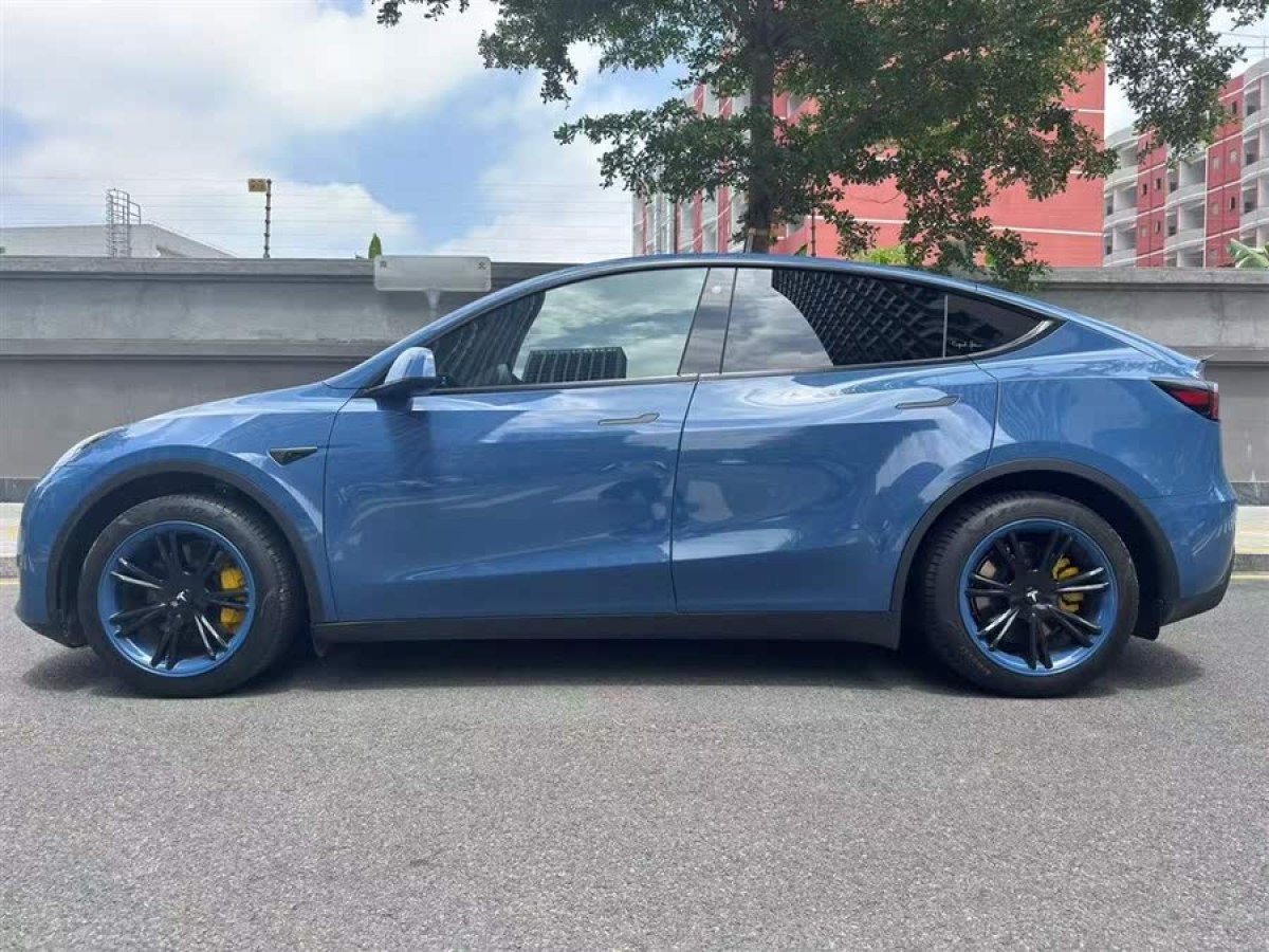 特斯拉 Model Y  2022款 改款 后輪驅(qū)動版圖片