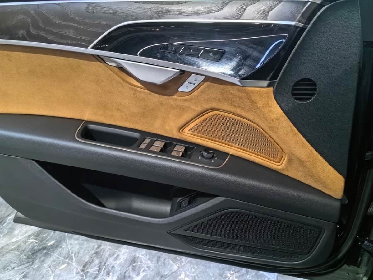 奧迪 奧迪A8  2022款 A8L 50 TFSI quattro 舒適型典藏版圖片