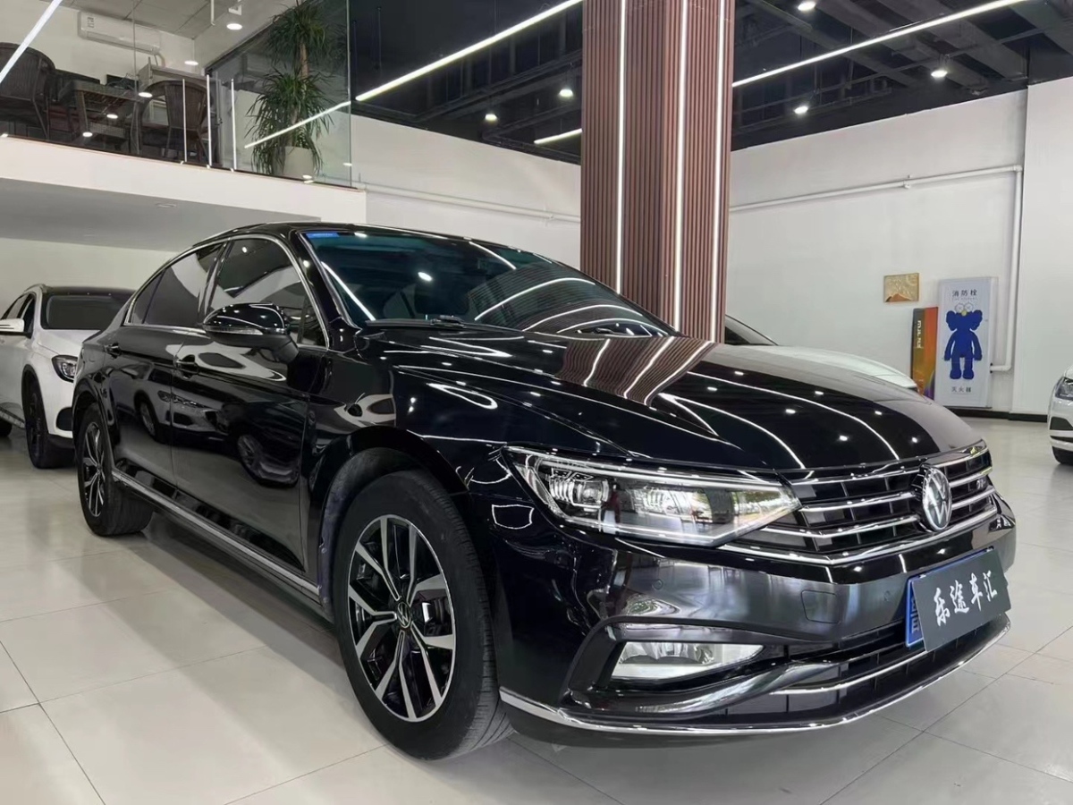 大眾 邁騰  2020款 330TSI DSG 領(lǐng)先型圖片