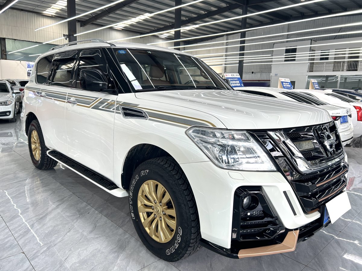 日產(chǎn) 途樂(lè)  2018款 4.0L 領(lǐng)英型圖片