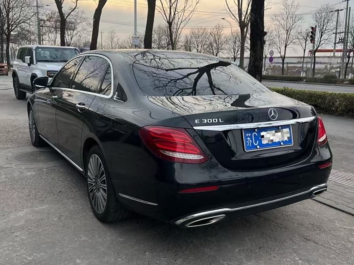 奔馳 奔馳E級  2020款 E 300 L 豪華型圖片