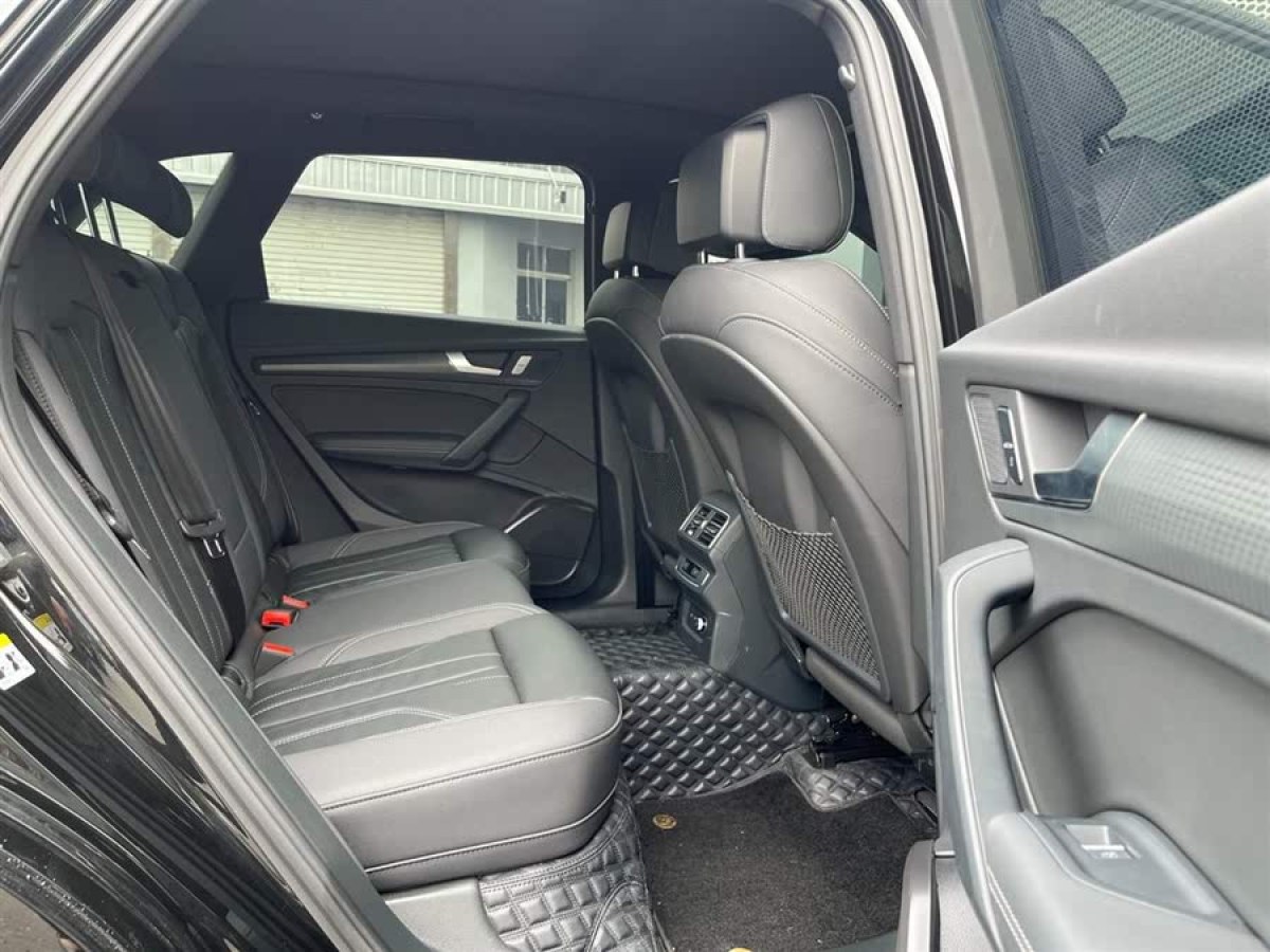 奧迪 奧迪Q5L  2024款 40 TFSI 豪華動感型圖片