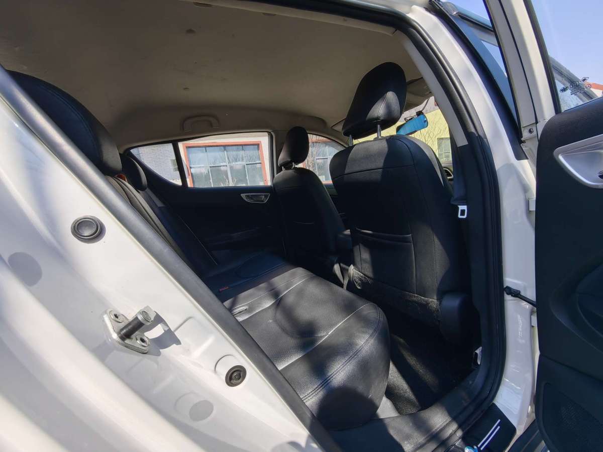 一汽 骏派D60  2015款 1.5L 手动舒适型图片