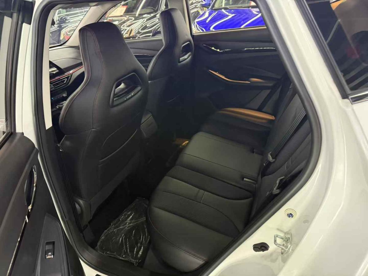 長(zhǎng)安歐尚 長(zhǎng)安歐尚X5  2021款 1.5T DCT尊貴型圖片