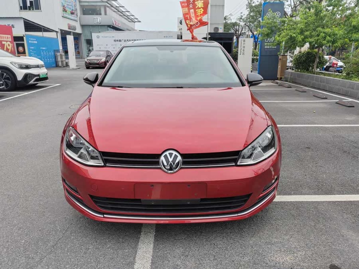 大眾 高爾夫  2017款 230TSI 自動豪華百萬輛紀(jì)念版圖片