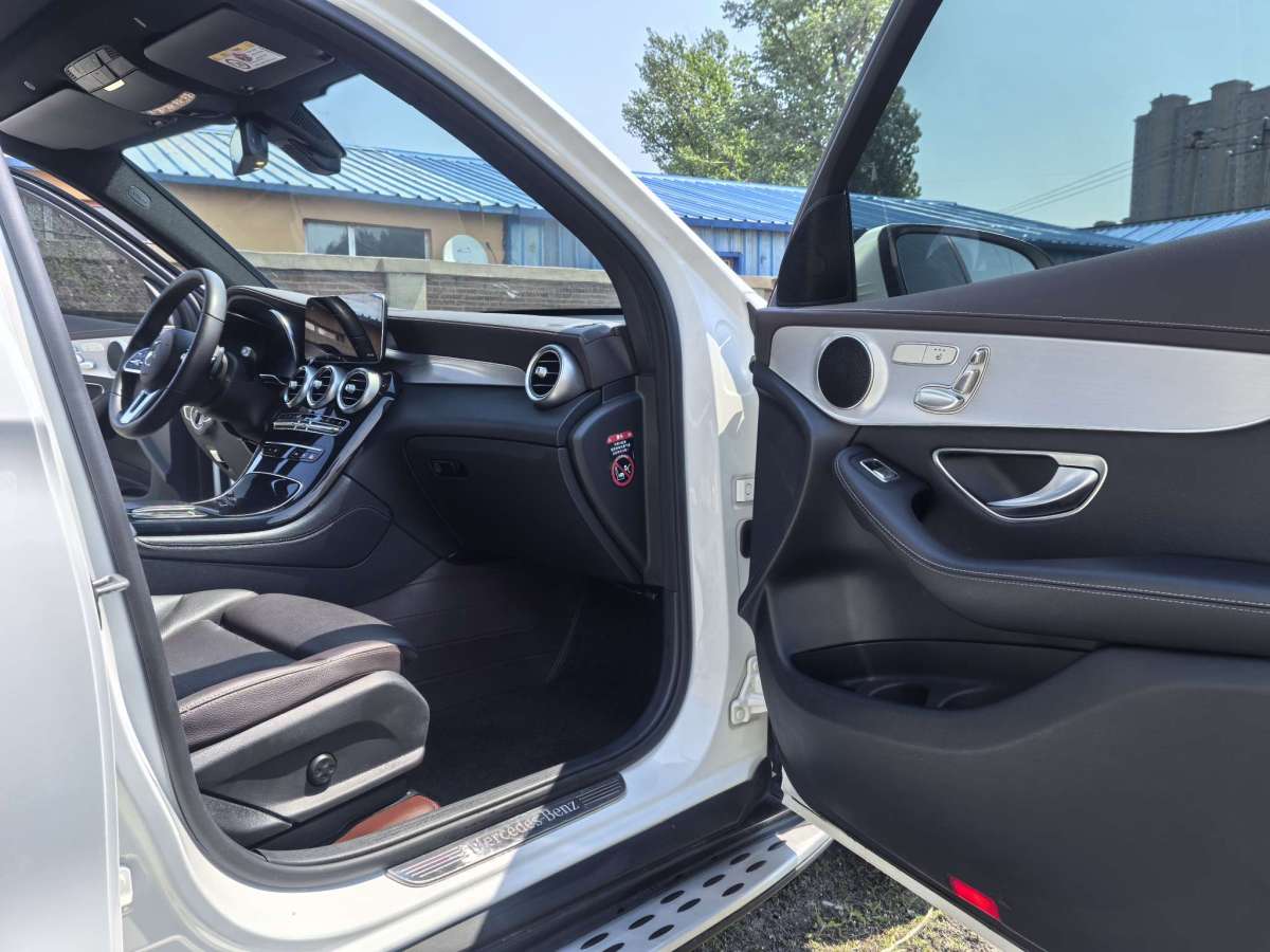 奔馳 奔馳GLC  2018款 改款 GLC 260 4MATIC 動感型圖片