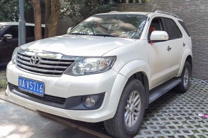 Fortuner 豐田 2.7L 中東版